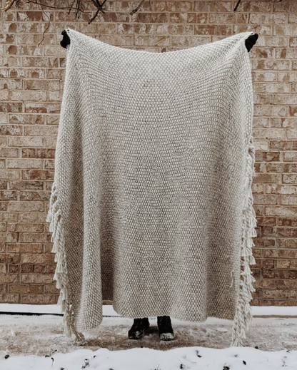 Chunky Knit Blanket with Twisted Fringe Tassels