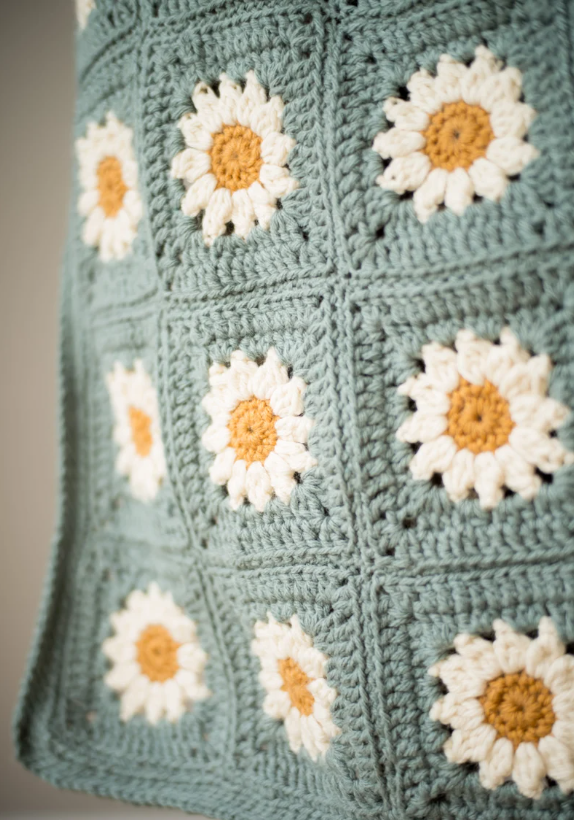 Cozy Days Daisy Blanket Crochet Pattern 🌼🧶